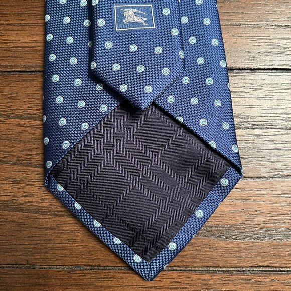 Burberry Blue Dot Pattern Silk Tie - Picture 2 of 6